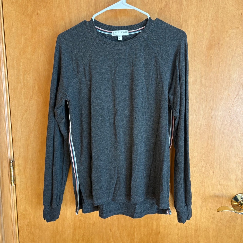 PJ SALVAGE Charcoal Gray Long Sleeve Crew Neck Sweatshirt Womens‎ Small